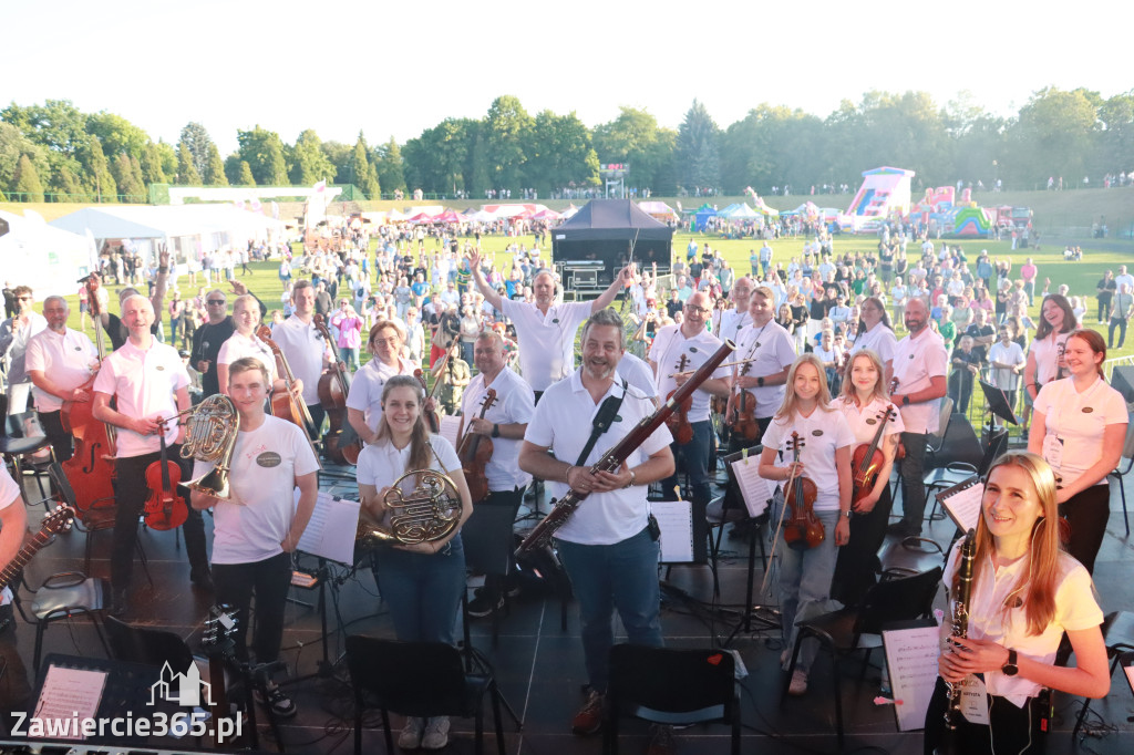 Fotorelacja II: 110 lat Miasta Zawiercie - The Unity  i Orkiestra Filharmonii Jurajskiej