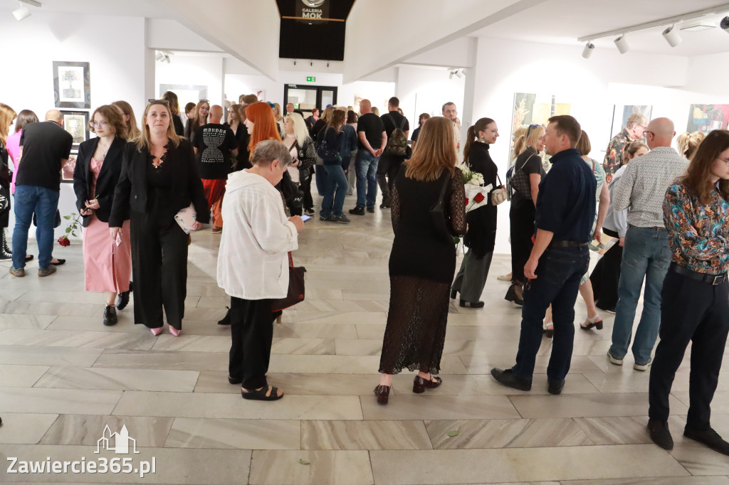 Fotorelacja: Wernisaż wystawy ArtStart w MOK Zawiercie