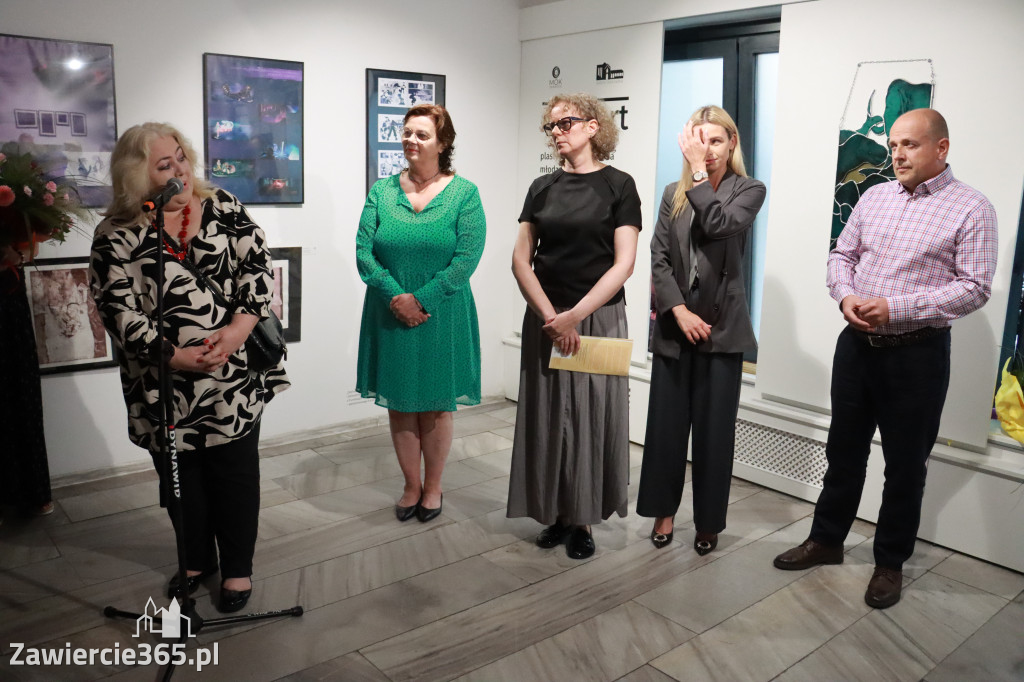 Fotorelacja: Wernisaż wystawy ArtStart w MOK Zawiercie