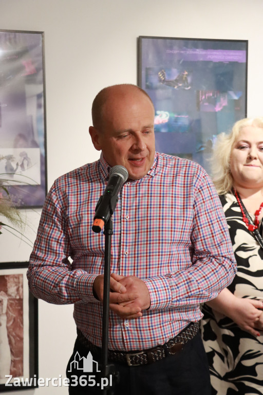 Fotorelacja: Wernisaż wystawy ArtStart w MOK Zawiercie