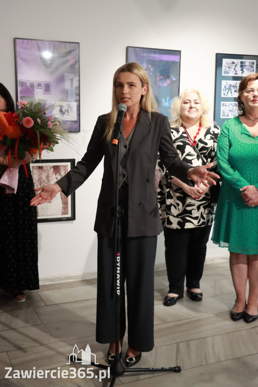 Fotorelacja: Wernisaż wystawy ArtStart w MOK Zawiercie