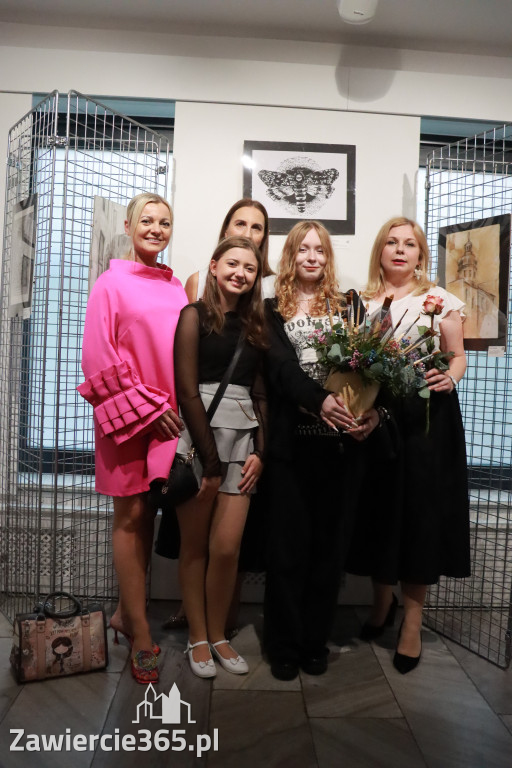 Fotorelacja: Wernisaż wystawy ArtStart w MOK Zawiercie