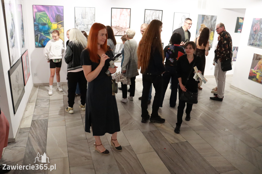 Fotorelacja: Wernisaż wystawy ArtStart w MOK Zawiercie