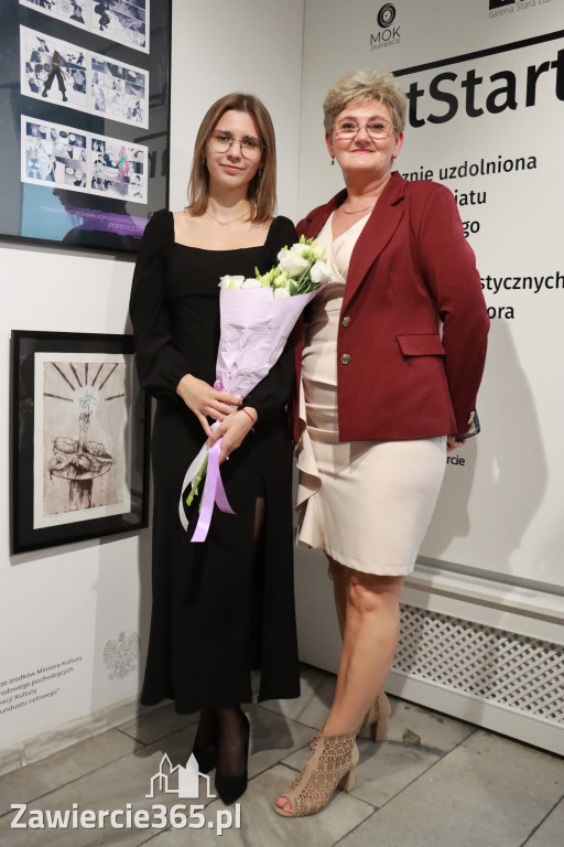Fotorelacja: Wernisaż wystawy ArtStart w MOK Zawiercie