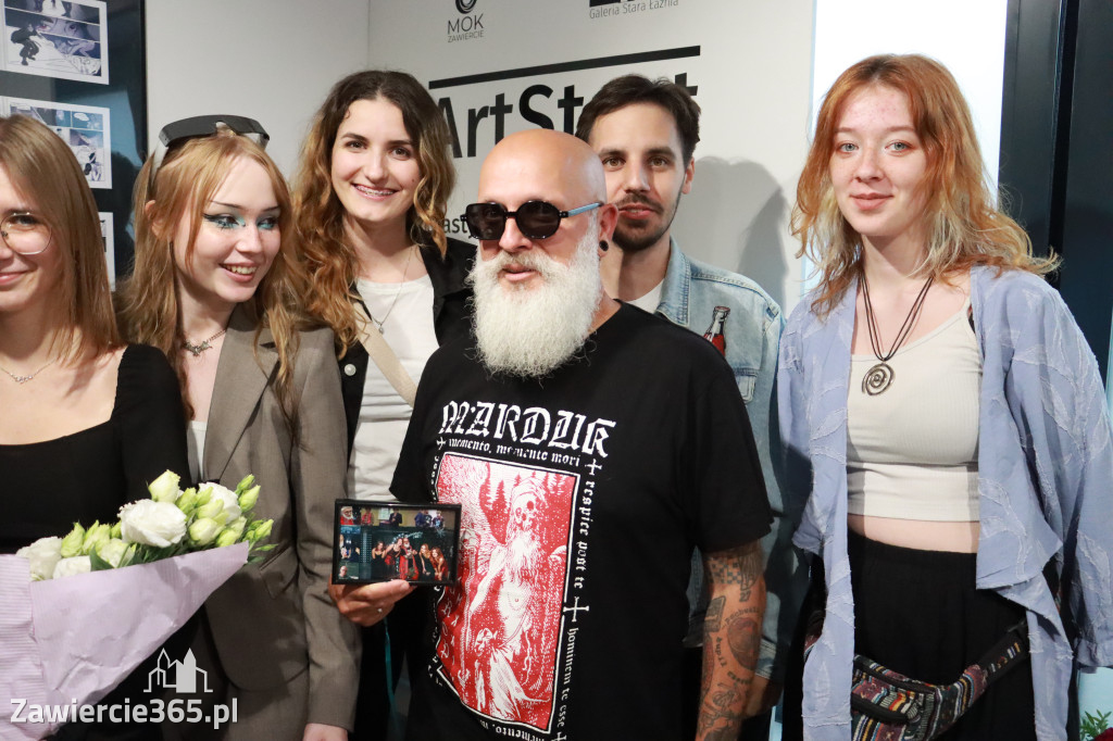 Fotorelacja: Wernisaż wystawy ArtStart w MOK Zawiercie