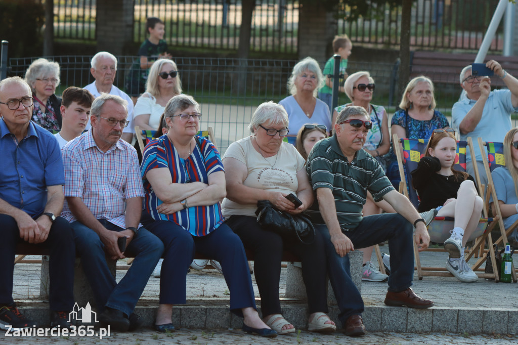 Fotorelacja: Koncertu z Zadęciem w Zawierciu Kromołowie