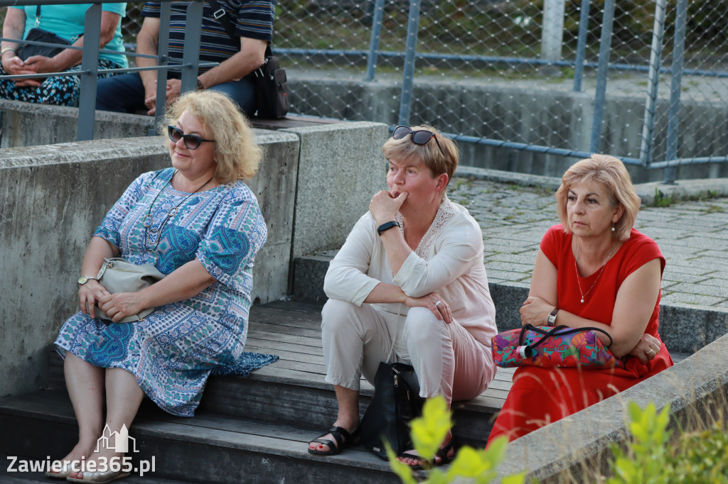 Fotorelacja: Koncertu z Zadęciem w Zawierciu Kromołowie