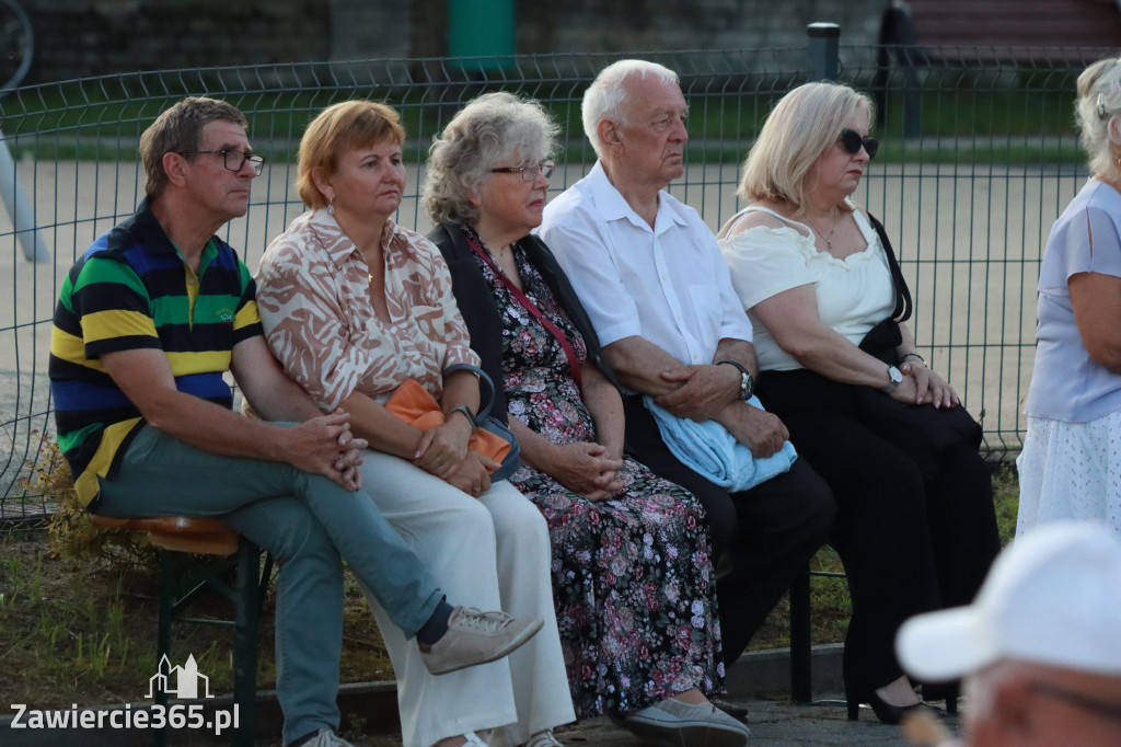 Fotorelacja: Koncertu z Zadęciem w Zawierciu Kromołowie