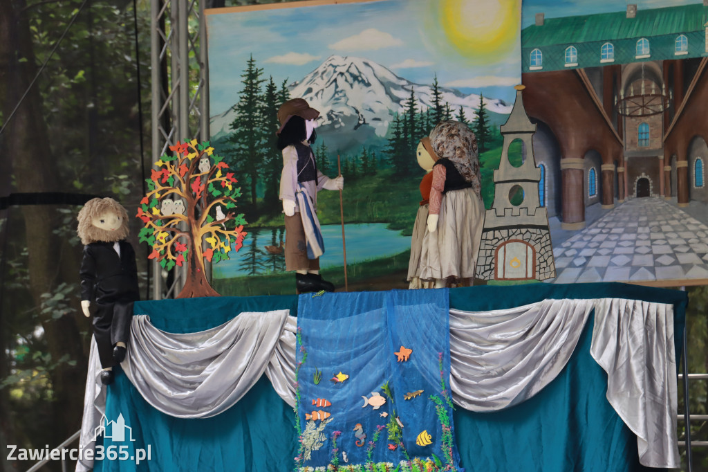 Fotorelacja: Teatr Lalek „Kukiełka” - Lato w Mieście z MOK Zawiercie