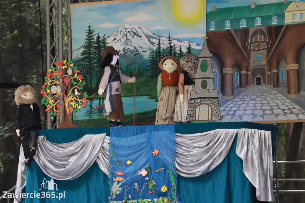 Fotorelacja: Teatr Lalek „Kukiełka” - Lato w Mieście z MOK Zawiercie