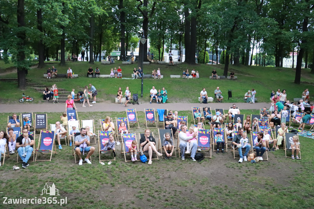 Fotorelacja: Teatr Lalek „Kukiełka” - Lato w Mieście z MOK Zawiercie