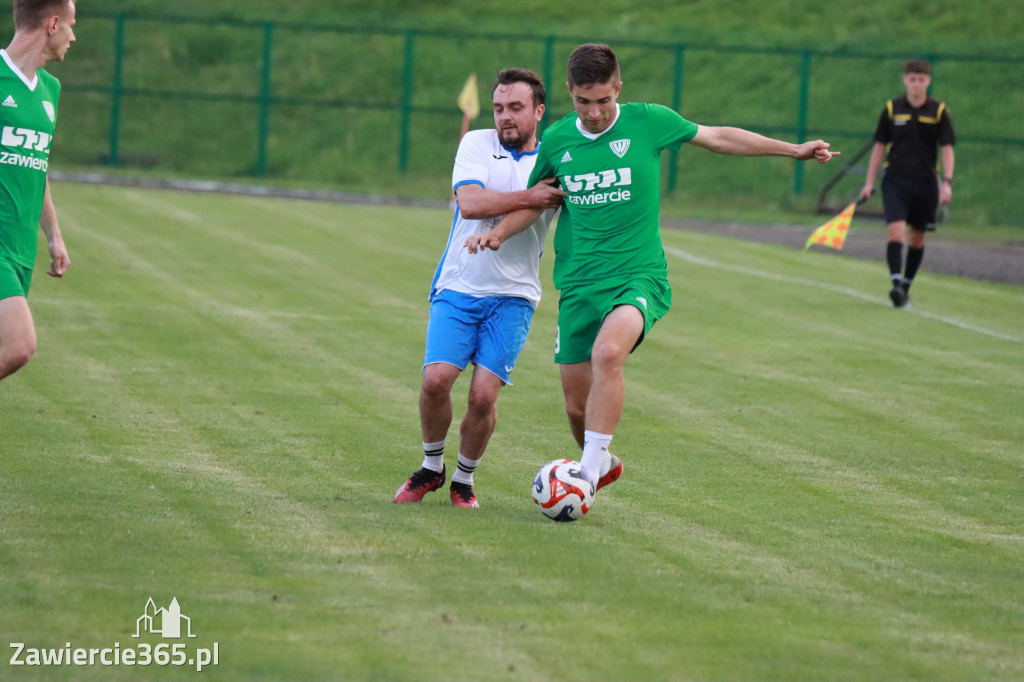 Warta Zawiercie odniosła skromne, ale zasłużone zwycięstwo 1:0 nad MKS Myszków