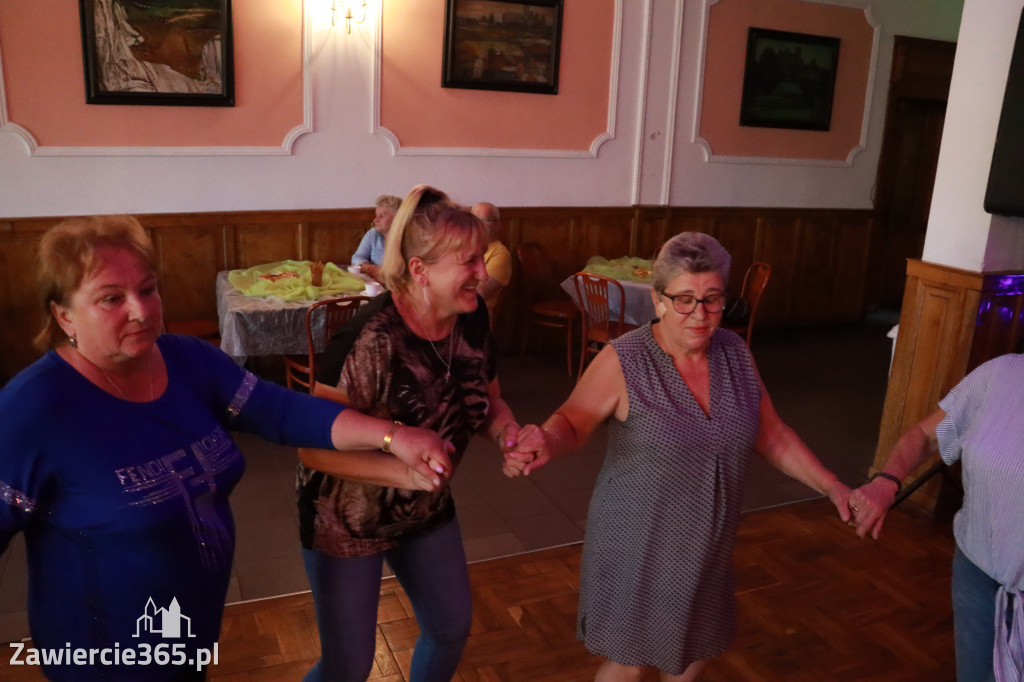 Fotorelacja: Pałacykowy Fajf - roztańczony czwartek w Kromołowie