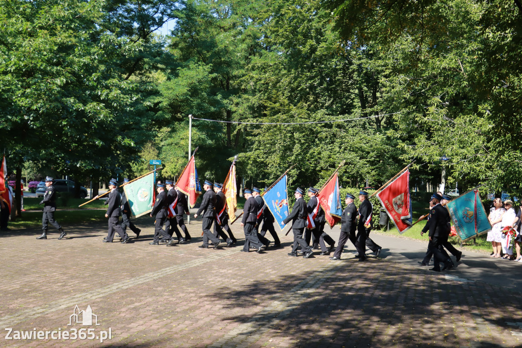 Fotorelacja: Obchody Święta Wojska Polskiego w Zawierciu.