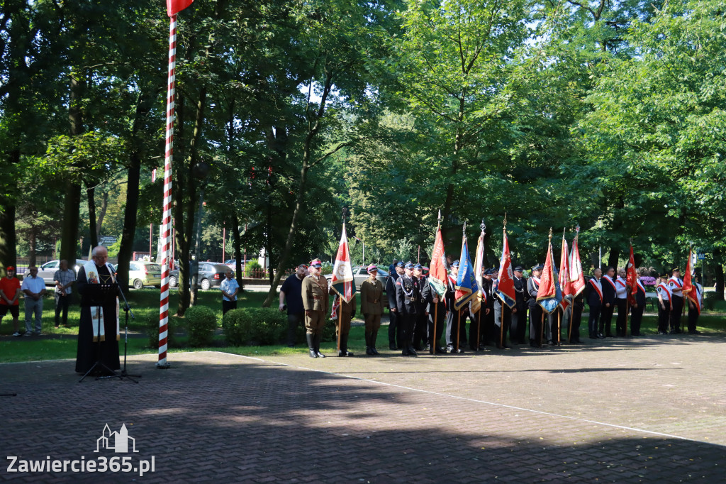 Fotorelacja: Obchody Święta Wojska Polskiego w Zawierciu.