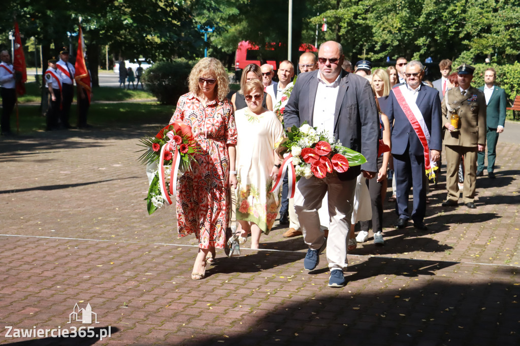 Fotorelacja: Obchody Święta Wojska Polskiego w Zawierciu.