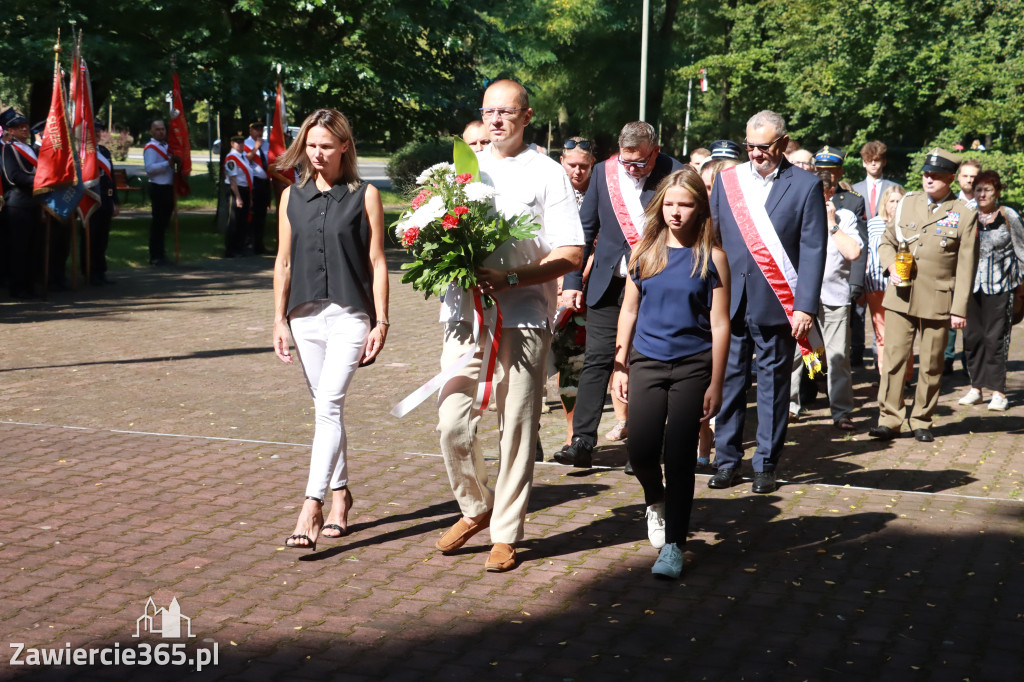 Fotorelacja: Obchody Święta Wojska Polskiego w Zawierciu.