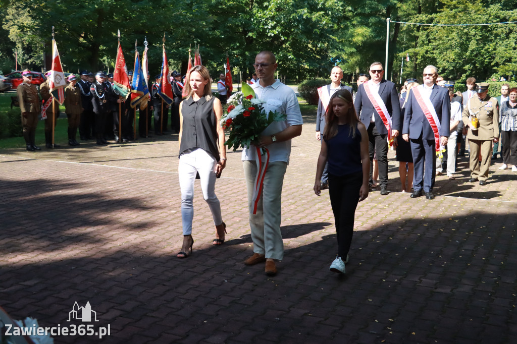 Fotorelacja: Obchody Święta Wojska Polskiego w Zawierciu.