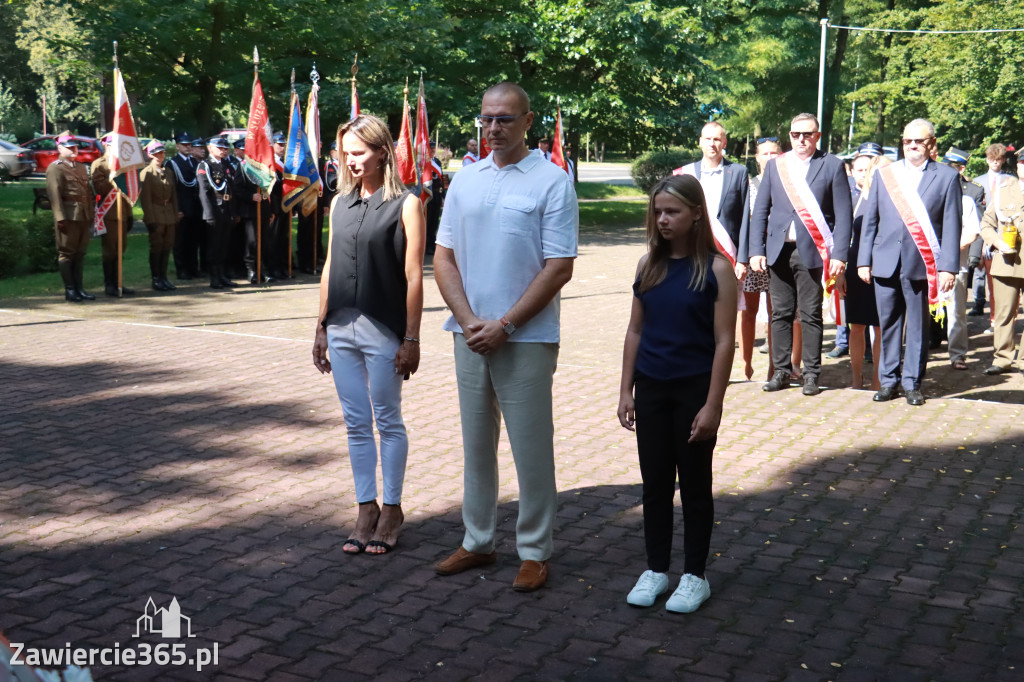 Fotorelacja: Obchody Święta Wojska Polskiego w Zawierciu.