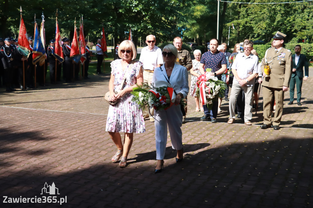 Fotorelacja: Obchody Święta Wojska Polskiego w Zawierciu.