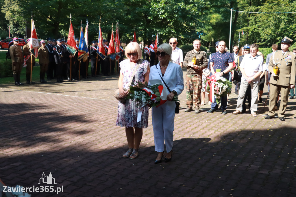 Fotorelacja: Obchody Święta Wojska Polskiego w Zawierciu.