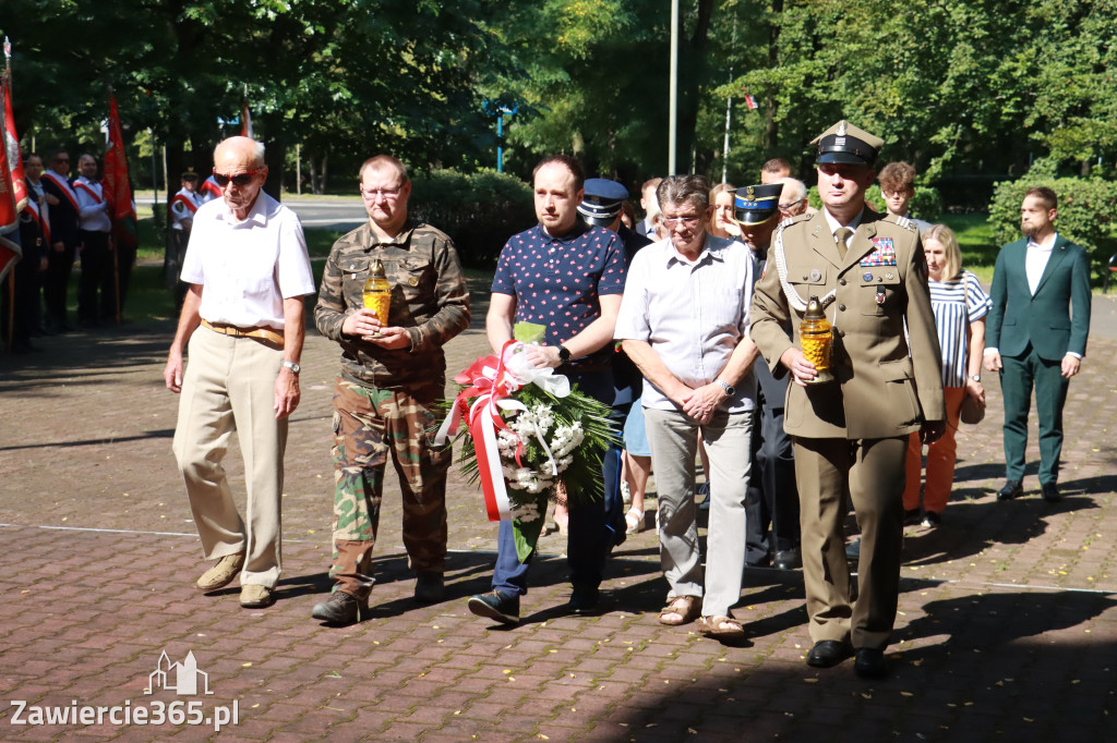Fotorelacja: Obchody Święta Wojska Polskiego w Zawierciu.
