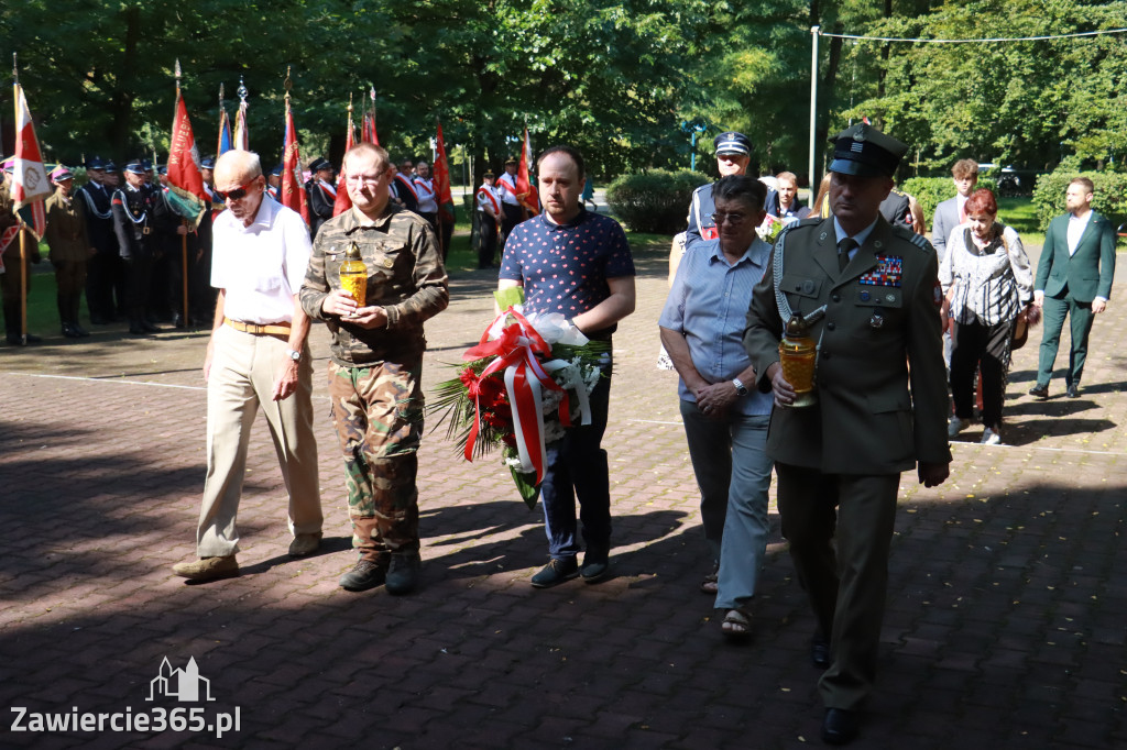 Fotorelacja: Obchody Święta Wojska Polskiego w Zawierciu.