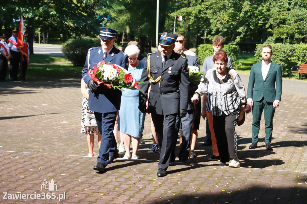 Fotorelacja: Obchody Święta Wojska Polskiego w Zawierciu.