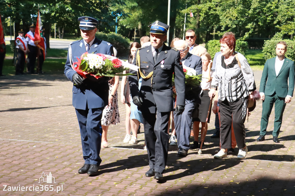 Fotorelacja: Obchody Święta Wojska Polskiego w Zawierciu.