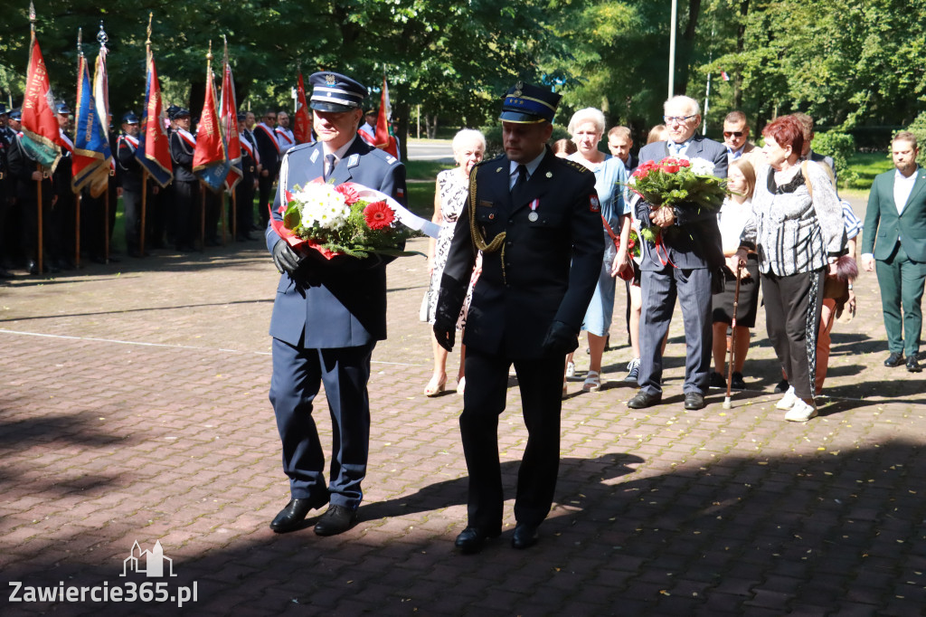Fotorelacja: Obchody Święta Wojska Polskiego w Zawierciu.