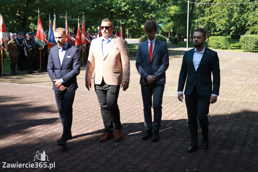 Fotorelacja: Obchody Święta Wojska Polskiego w Zawierciu.