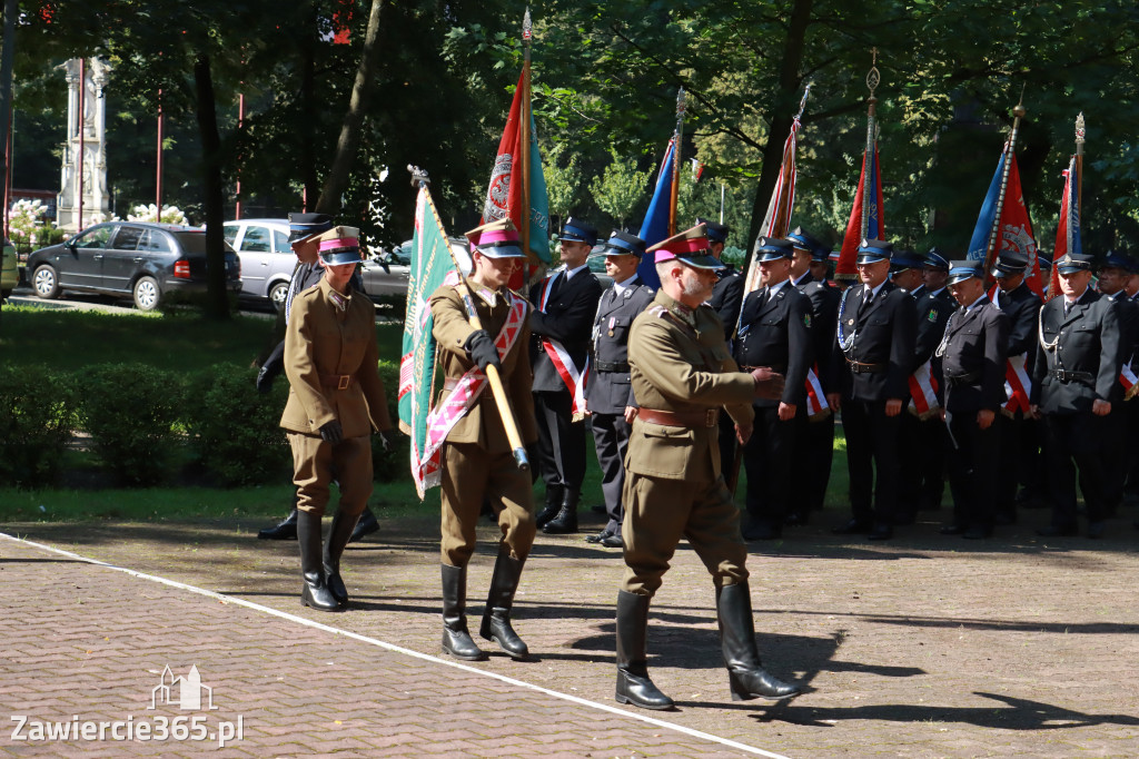 Fotorelacja: Obchody Święta Wojska Polskiego w Zawierciu.