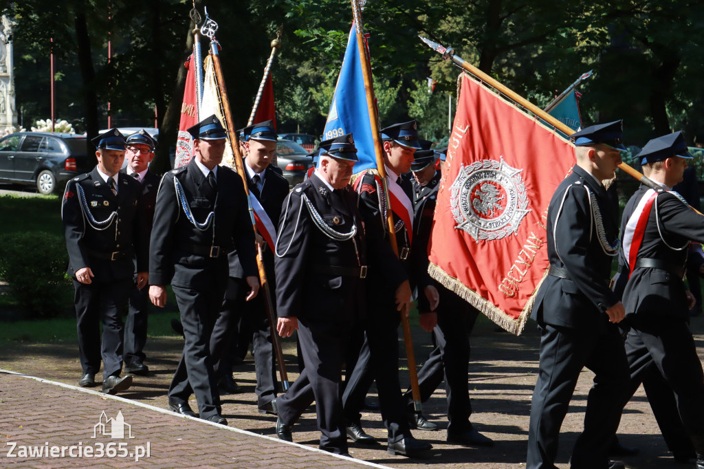 Fotorelacja: Obchody Święta Wojska Polskiego w Zawierciu.