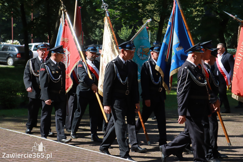 Fotorelacja: Obchody Święta Wojska Polskiego w Zawierciu.