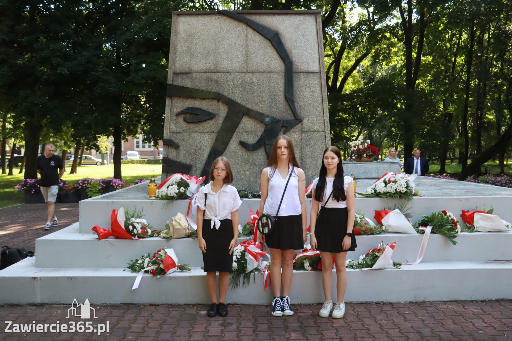 Fotorelacja: Obchody Święta Wojska Polskiego w Zawierciu.