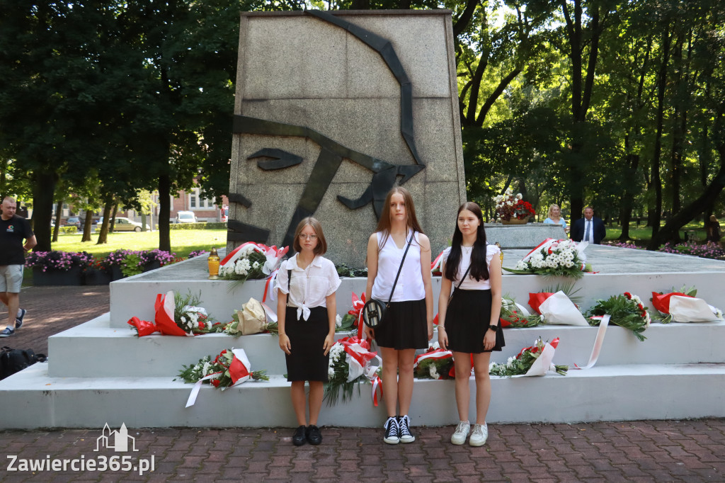 Fotorelacja: Obchody Święta Wojska Polskiego w Zawierciu.