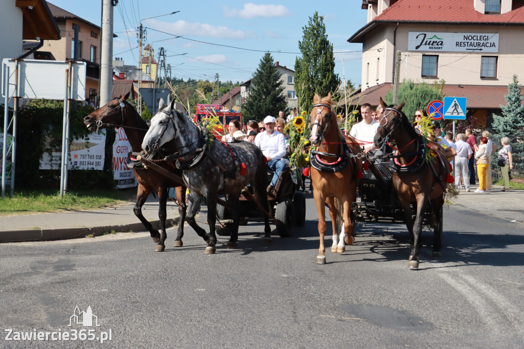 Fotorelacja: Korowód dożynkowy i Parada Ciągników w Kroczycach