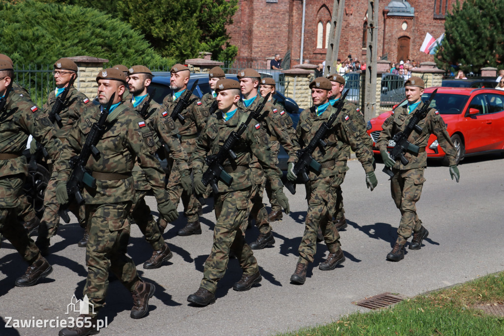 Fotorelacja I: Powiatowe Obchody Święta Wojska Polskiego w Porębie