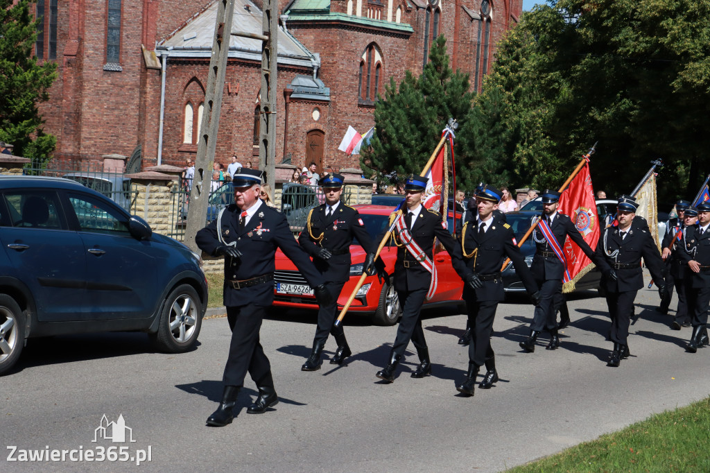 Fotorelacja I: Powiatowe Obchody Święta Wojska Polskiego w Porębie