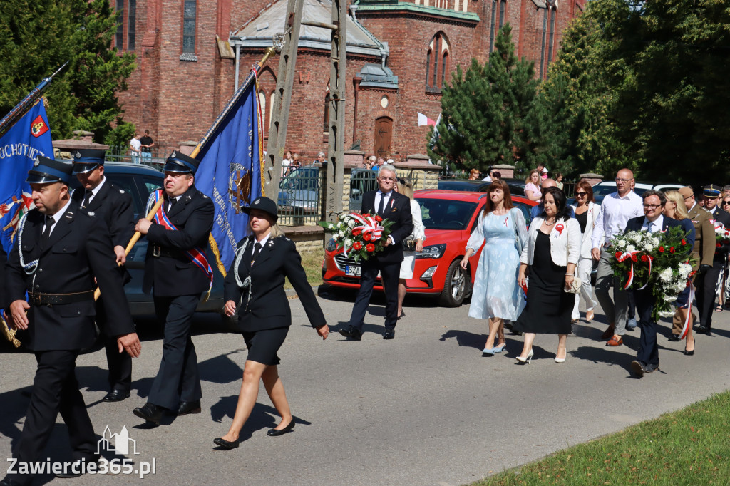 Fotorelacja I: Powiatowe Obchody Święta Wojska Polskiego w Porębie