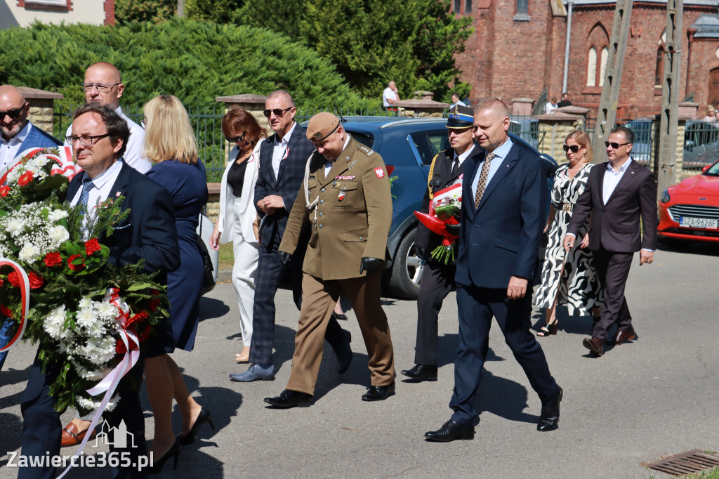 Fotorelacja I: Powiatowe Obchody Święta Wojska Polskiego w Porębie