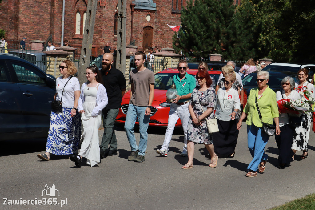 Fotorelacja I: Powiatowe Obchody Święta Wojska Polskiego w Porębie