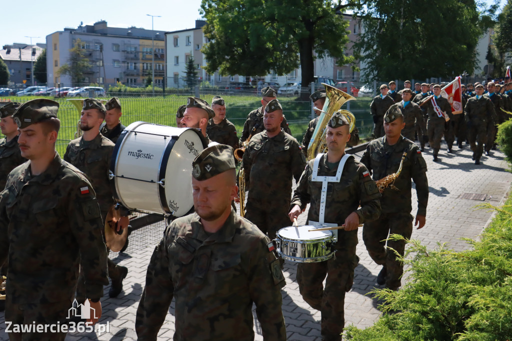 Fotorelacja I: Powiatowe Obchody Święta Wojska Polskiego w Porębie