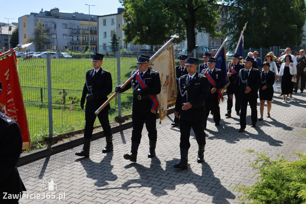 Fotorelacja I: Powiatowe Obchody Święta Wojska Polskiego w Porębie