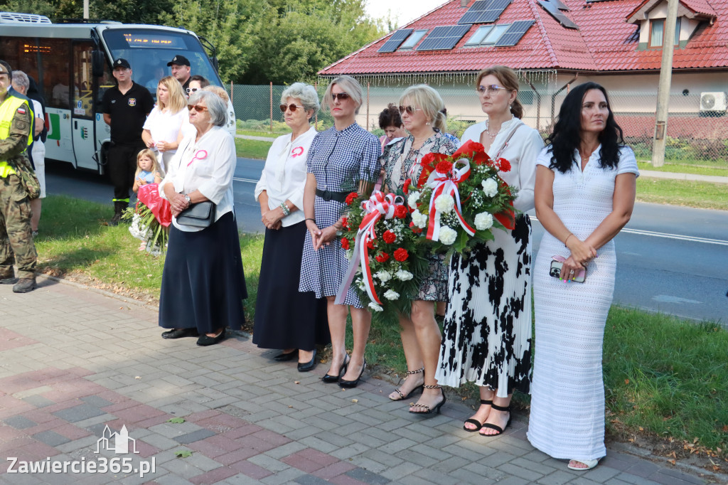 Fotorelacja I: Powiatowe Obchody Święta Wojska Polskiego w Porębie
