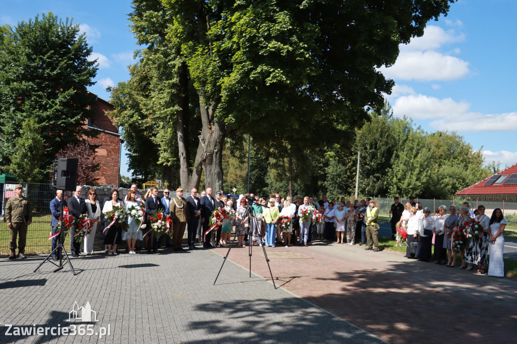 Fotorelacja I: Powiatowe Obchody Święta Wojska Polskiego w Porębie