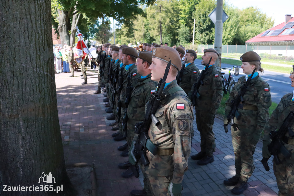 Fotorelacja I: Powiatowe Obchody Święta Wojska Polskiego w Porębie