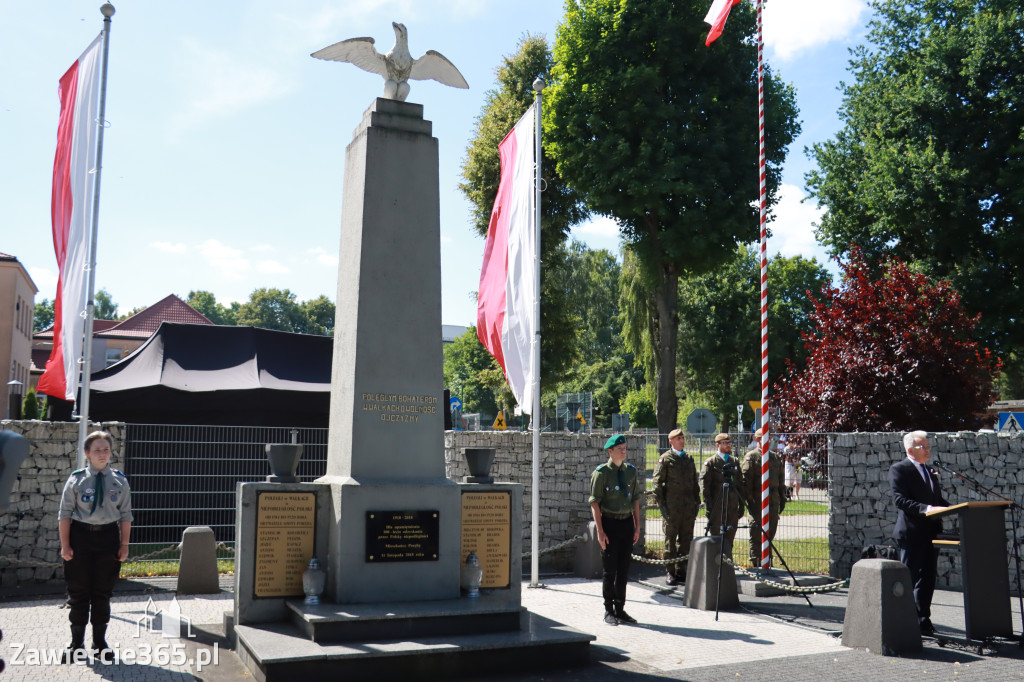 Fotorelacja I: Powiatowe Obchody Święta Wojska Polskiego w Porębie