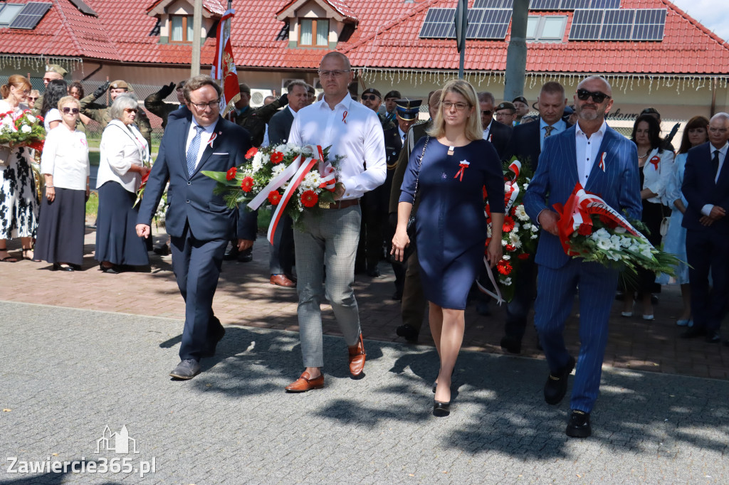 Fotorelacja I: Powiatowe Obchody Święta Wojska Polskiego w Porębie