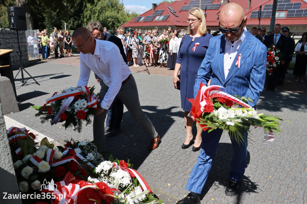 Fotorelacja I: Powiatowe Obchody Święta Wojska Polskiego w Porębie